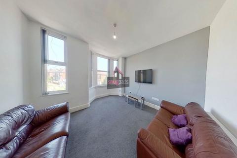 7 bedroom house to rent, Weaste Lane, Salford,