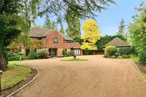 8 Littleworth Lane, Esher, KT10 9PF