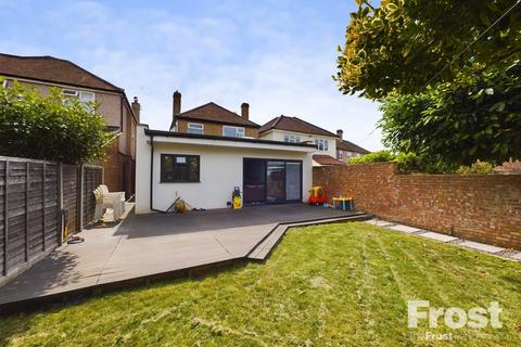 28 Ashview Gardens, Ashford, TW15 3RD