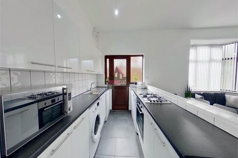 6 bedroom house to rent, Bolton Road, Salford, Manchester