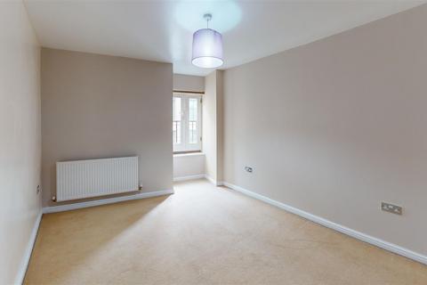 2 bedroom flat to rent, Chester Street, Shrewsbury