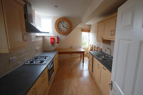 5 bedroom flat to rent, 5 Wyvill Court92 Botley RoadOxfordOxon