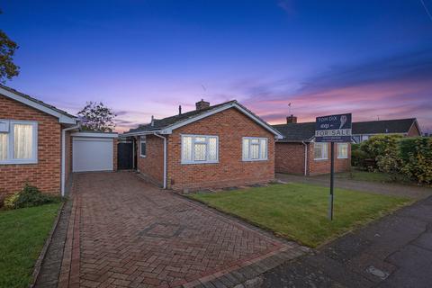 2 bedroom detached bungalow for sale, Gunnis Close, Gillingham ME8