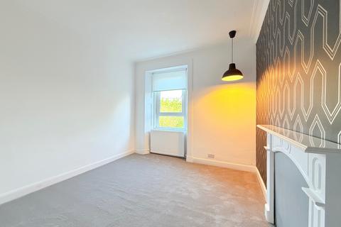 1 bedroom flat for sale, Croftbank Crescent, Glasgow