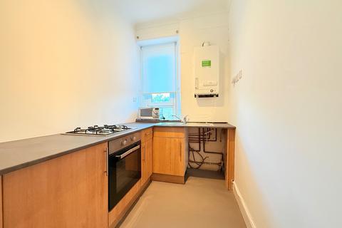 1 bedroom flat for sale, Croftbank Crescent, Glasgow