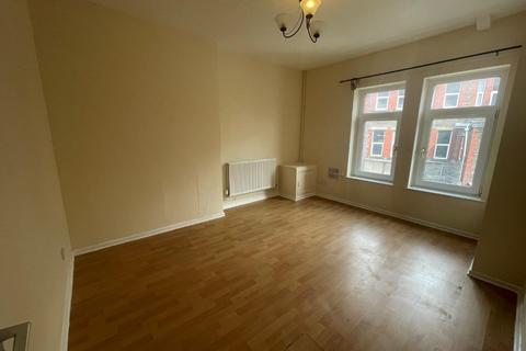 1 bedroom flat to rent, Bridgend Road, Maesteg