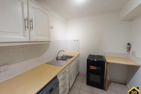 1 bedroom flat for sale, Ashleigh Court, Aldershot, United Kingdom, SE26