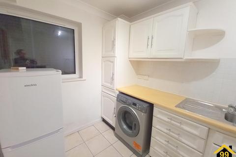 1 bedroom flat for sale, Ashleigh Court, Aldershot, United Kingdom, SE26