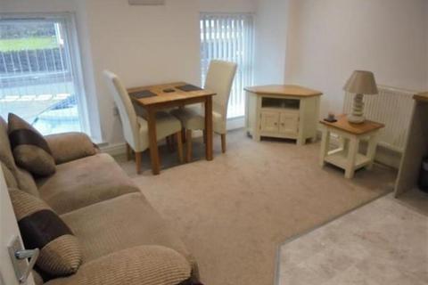 1 bedroom flat to rent, High Street, Ogmore Vale, Bridgend, CF32 7AD