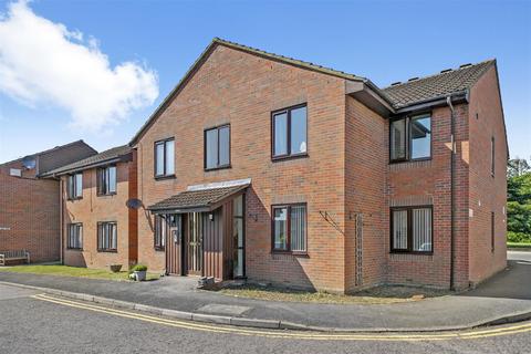 2 bedroom retirement property for sale, Betjeman Close, Pinner HA5