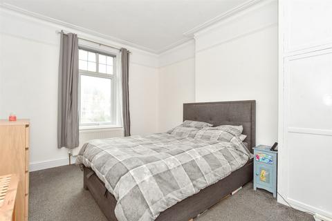 79a Beach Road, Littlehampton, BN17 5JH