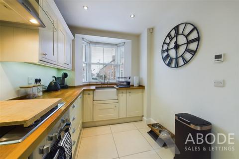 4 bedroom semi-detached house for sale, Stone Road, Uttoxeter ST14