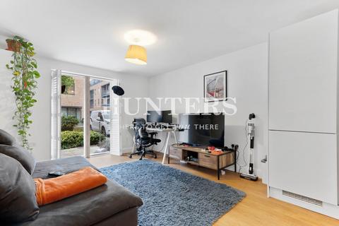 1 bedroom apartment to rent, Mildmay Avenue, London, N1