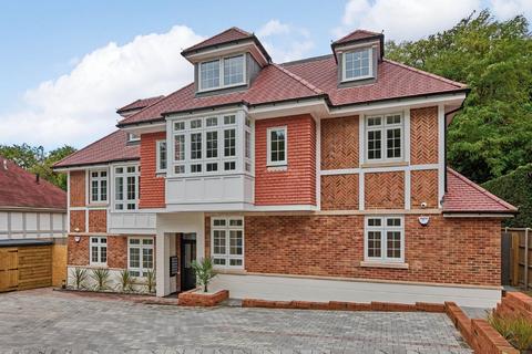 Flat 1, 2 Bromley Avenue, Bromley, BR1 4BQ