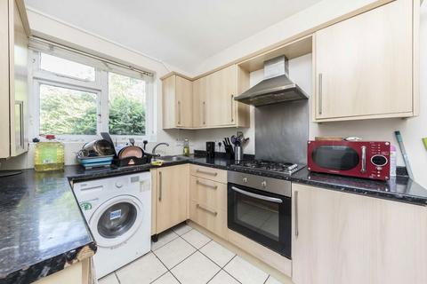 4 bedroom house to rent, Princes Gardens, London W3