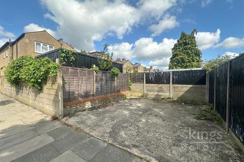 1 bedroom maisonette for sale, Falmer Road, Enfield