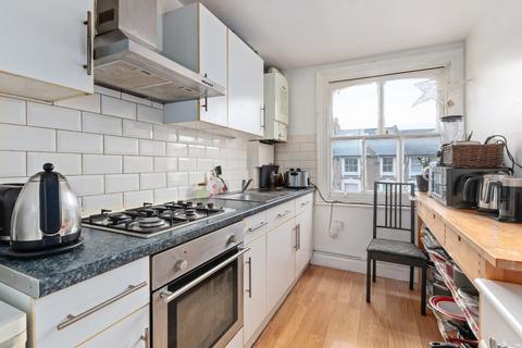 3 bedroom flat for sale, Cathnor Road, London W12