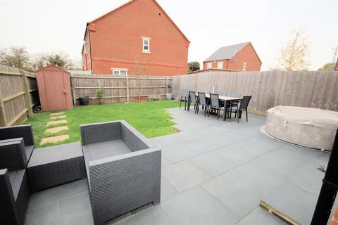 3 bedroom semi-detached house for sale, Steeple Gardens, Harlington, Dunstable