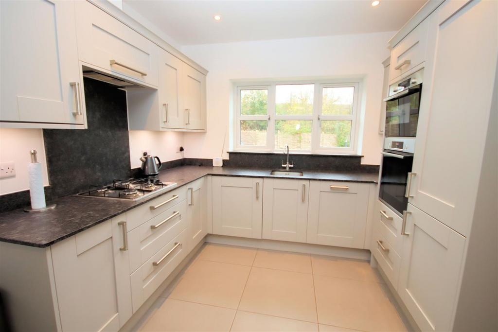 View of Kitchen/Breakfast Room