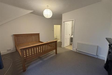 1 bedroom apartment to rent, Cathedral Road, Pontcanna, Cardiff