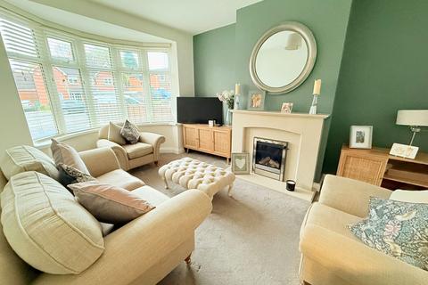 9 Brook Lane, Solihull, B92 7EJ