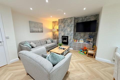 9 Brook Lane, Solihull, B92 7EJ