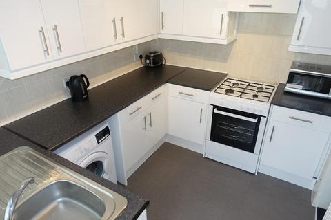 3 bedroom end of terrace house to rent, Albert Terrace, Middlesbrough