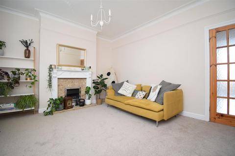 2 bedroom terraced house for sale, Burkill Street, Wakefield WF1