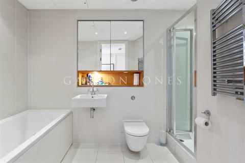 1 bedroom flat to rent, Hepworth Court, Grosvenor Waterside, 30 Gatliff Road, London, SW1W