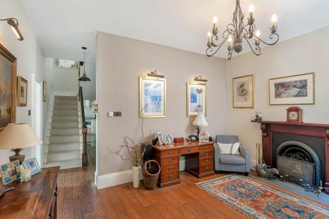The Mill House, Waterhead Brixham Road, Kingswear, Dartmouth, TQ6 0BA