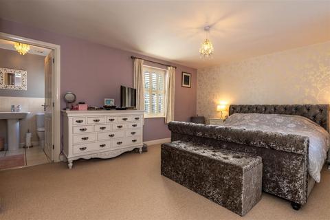 23 Bentley Road, Castle Donington, Derby, DE74 2UL
