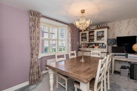 23 Bentley Road, Castle Donington, Derby, DE74 2UL