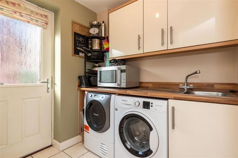 23 Bentley Road, Castle Donington, Derby, DE74 2UL