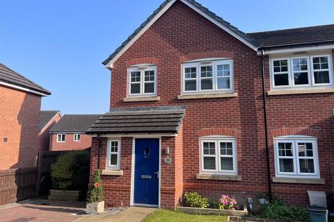 3 bedroom end of terrace house for sale, Llys Y Groes, Wrexham