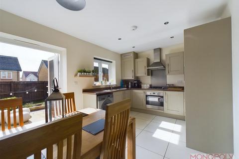 3 bedroom end of terrace house for sale, Llys Y Groes, Wrexham