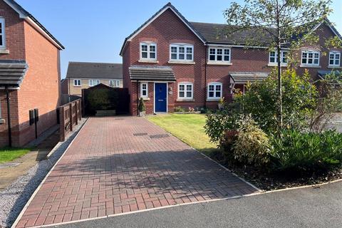 3 bedroom end of terrace house for sale, Llys Y Groes, Wrexham