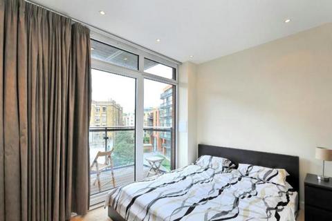 2 bedroom apartment to rent, Hepworth Court, Grosvenor Waterside, London SW1W