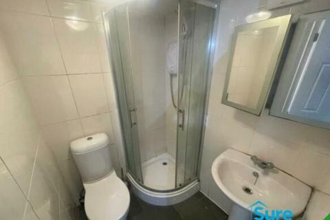 Studio for sale, Park Road, Gloucester