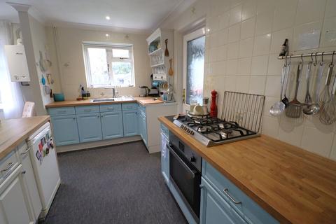 2 bedroom semi-detached house for sale, Preston Road, Bexhill-on-Sea, TN39