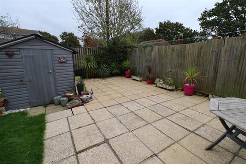39 Preston Road, Bexhill-on-sea, TN39 5BN