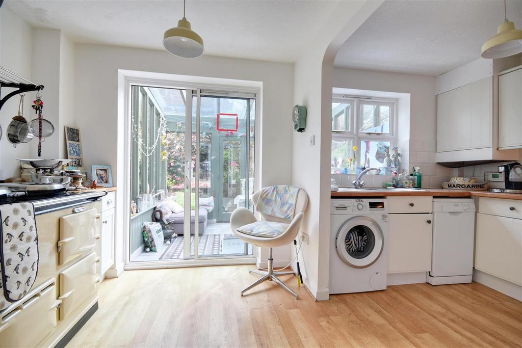 Kitchen / breakfast room