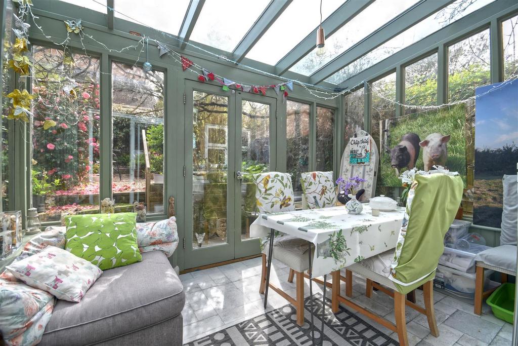 Garden room