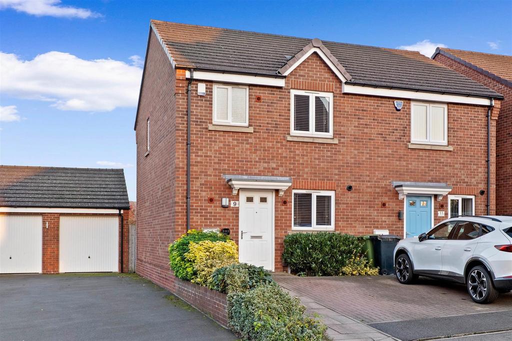 Bobeche Place Kingswinford 1.jpg