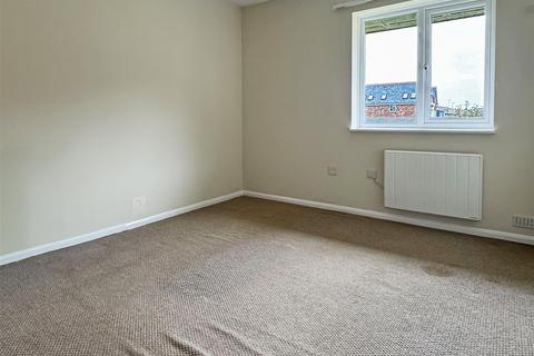 1 bedroom apartment for sale, Irvine Road, Littlehampton BN17