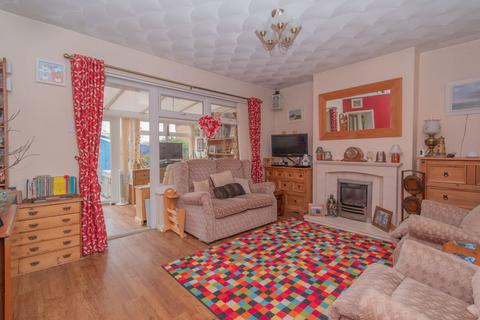 2 bedroom semi-detached bungalow for sale, Monkton Street, Monkton, CT12