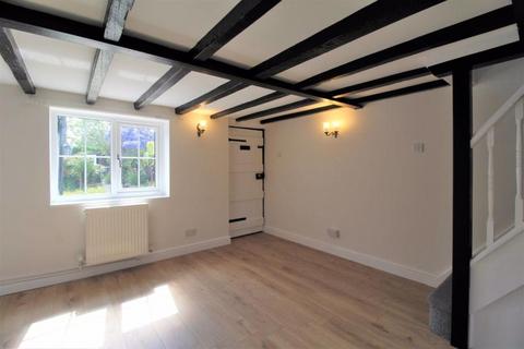 2 bedroom cottage to rent, The Green, Chilwell, NG9 5BE