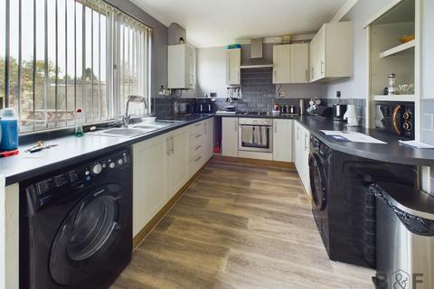 3 bedroom end of terrace house for sale, Hayward Road, Bristol BS16