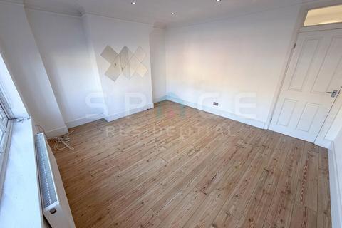 undefined, Luxury 2 Bedroom apartment - Mill Hill Broadway NW7