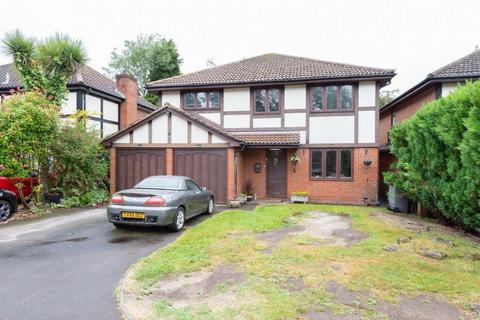 4 bedroom detached house for sale, Fairwater Drive, Addlestone KT15