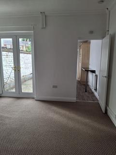 2 bedroom terraced house to rent, Beckett Street, Bilston, WV14